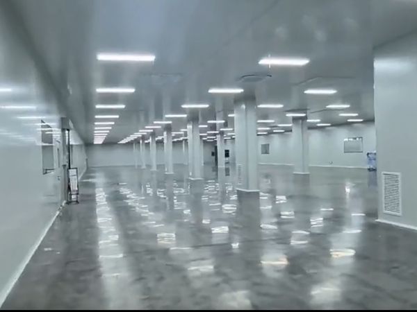 精 密汽配净化车间